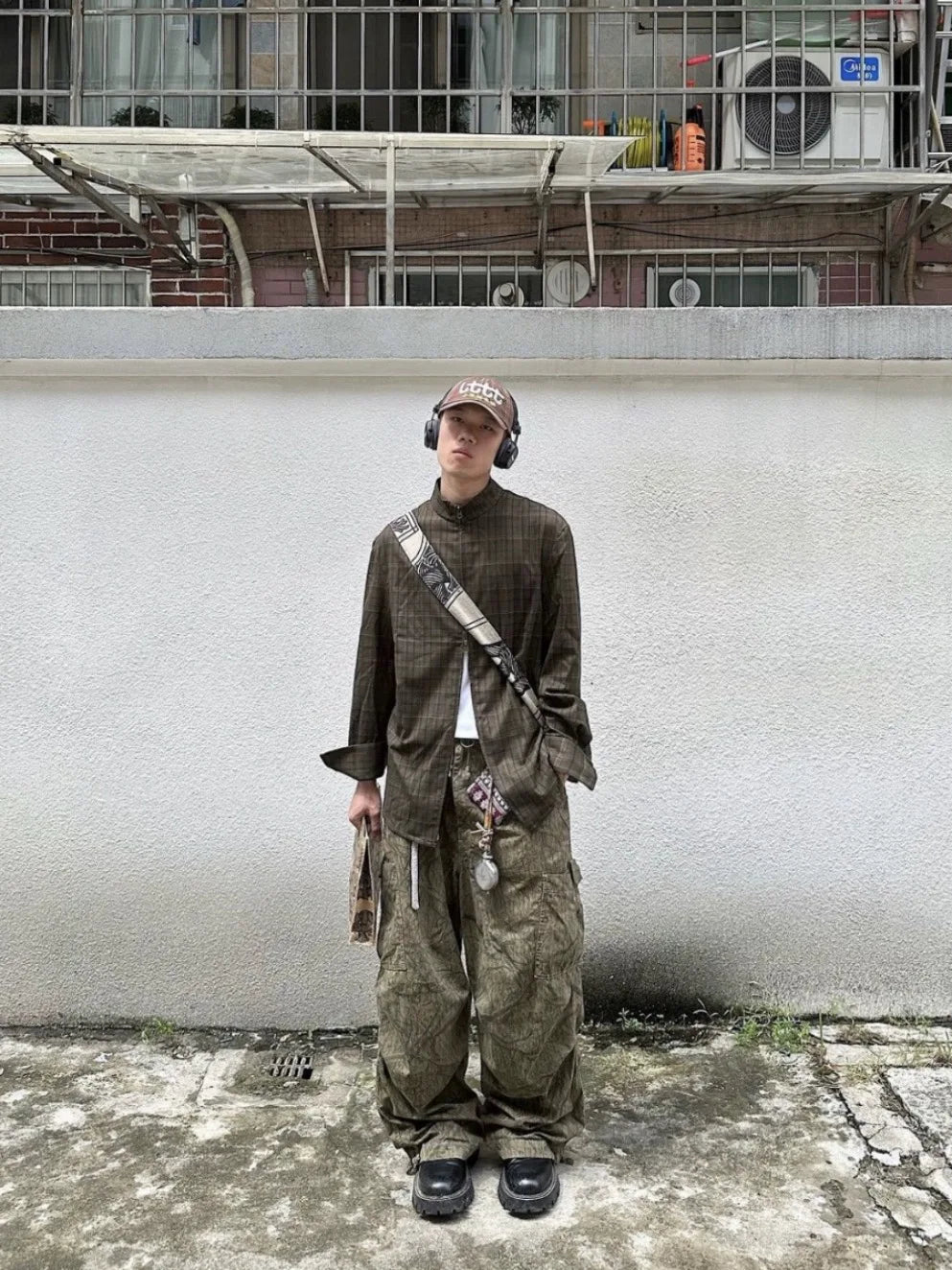 Leaf Pattern Cargo Pants