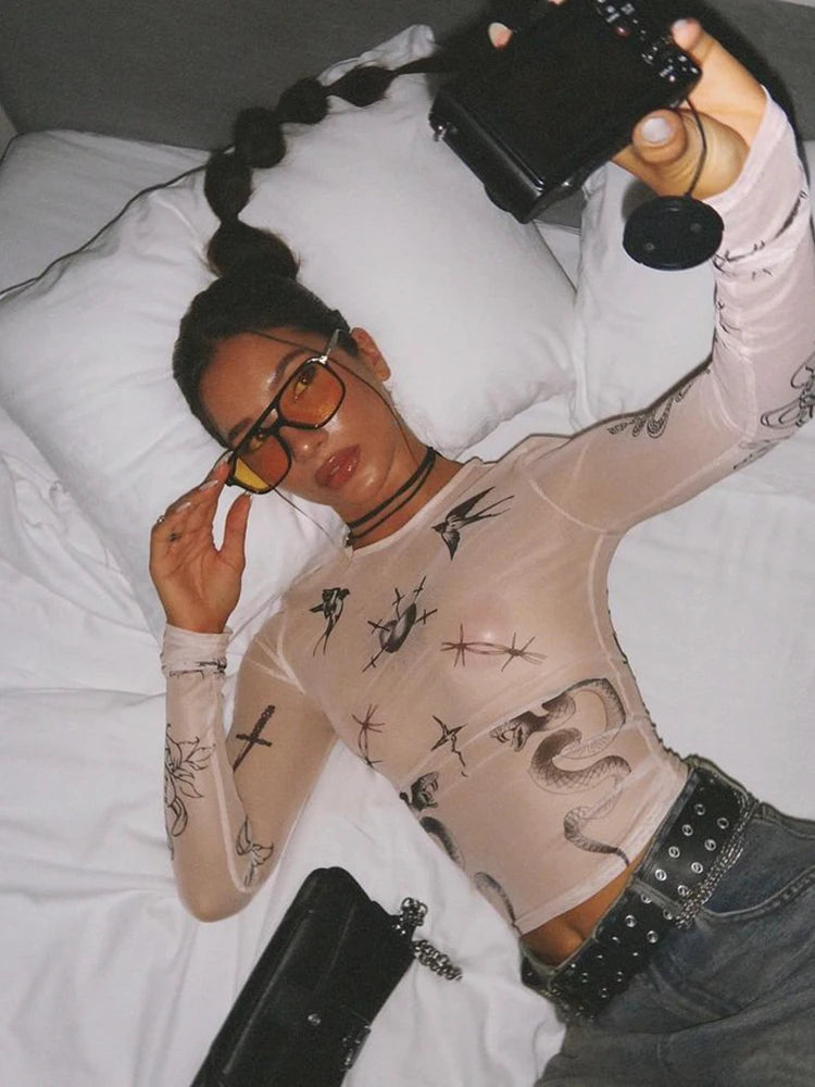 O-Neck Long Sleeve Slim Fit See-Through T-Shirt