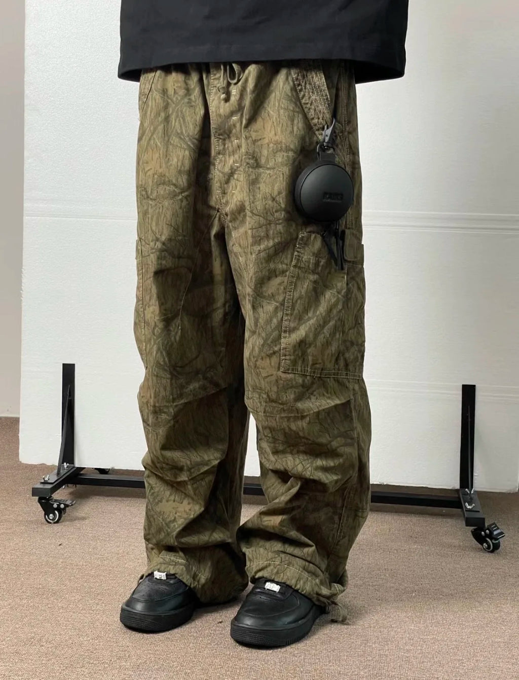 Leaf Pattern Cargo Pants