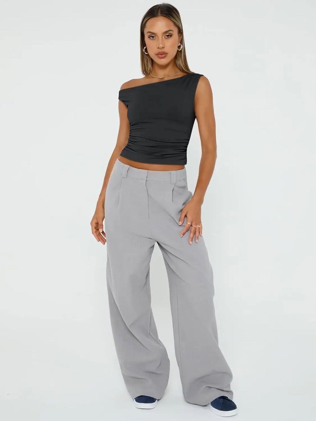 Trendy Queen Off-Shoulder Sleeveless Crop Top