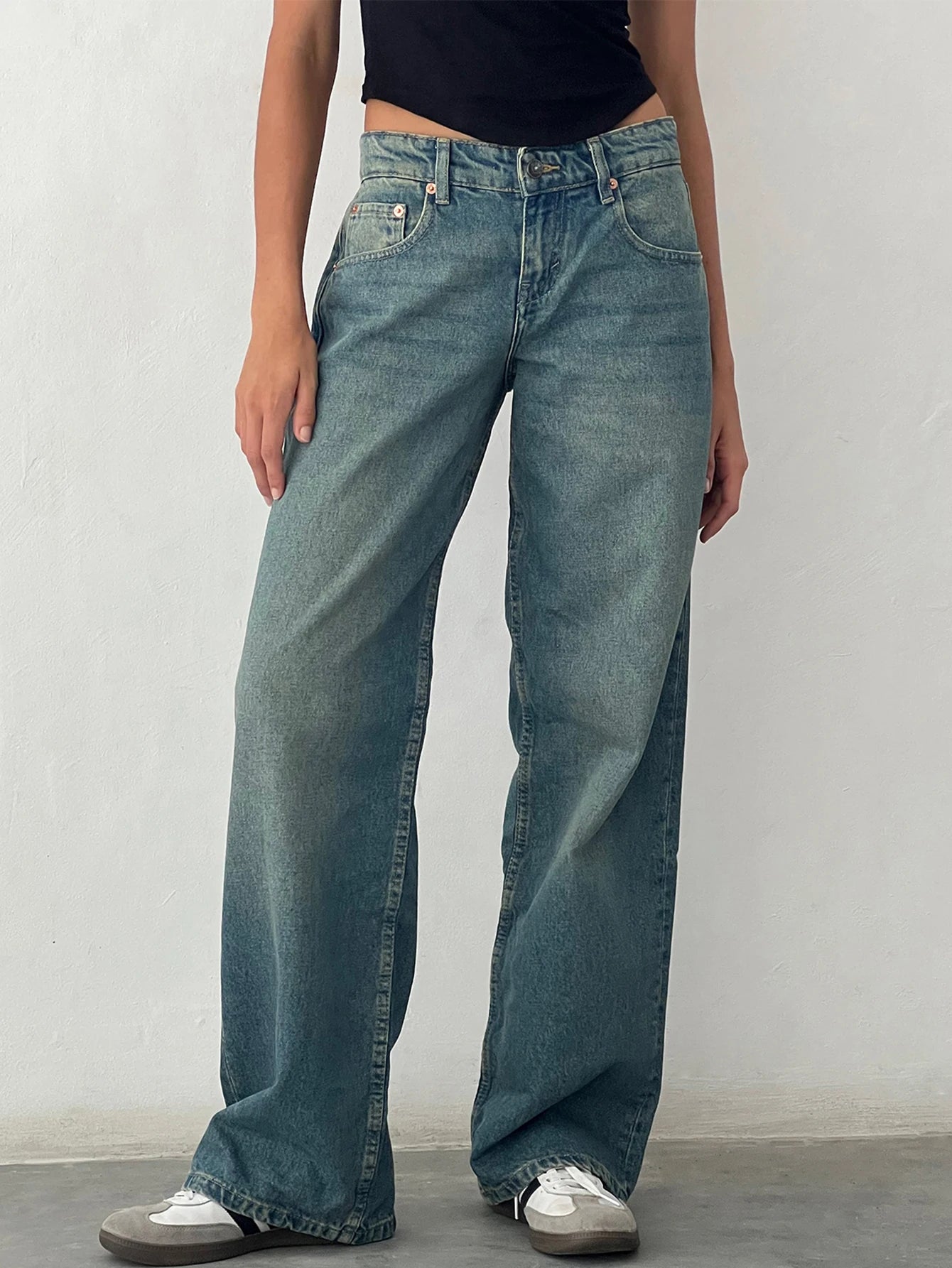 Vintage Y2K Low-Rise Baggy Boyfriend Jeans