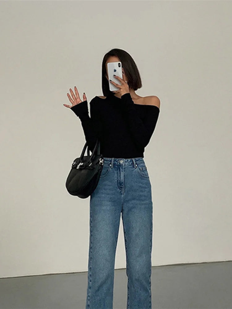 Skew Collar Off-Shoulder Slim Crop Top