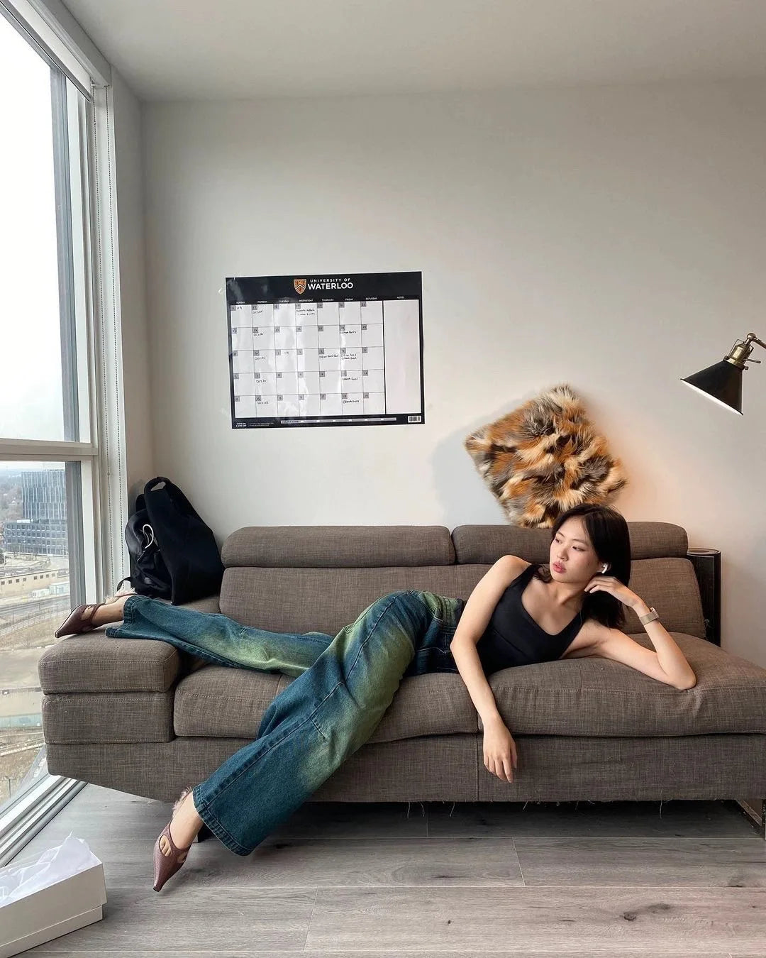 Urban Chill Wide-Leg Jeans