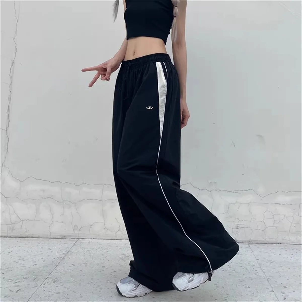 Y2K Wide-Leg Drawstring Cargo Sweatpants