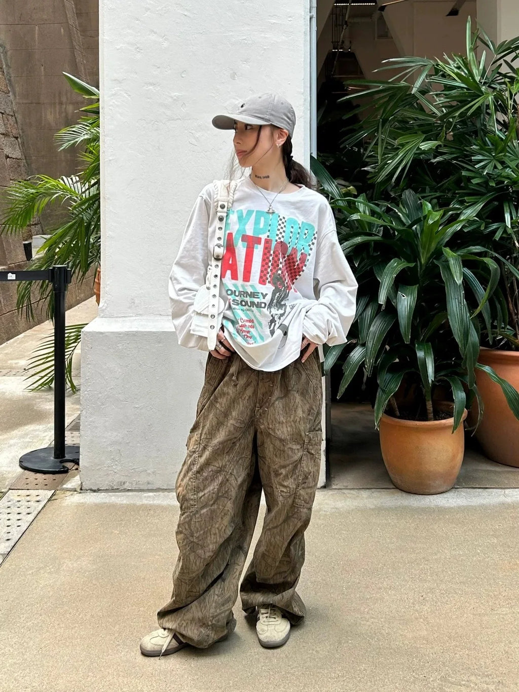 Leaf Pattern Cargo Pants