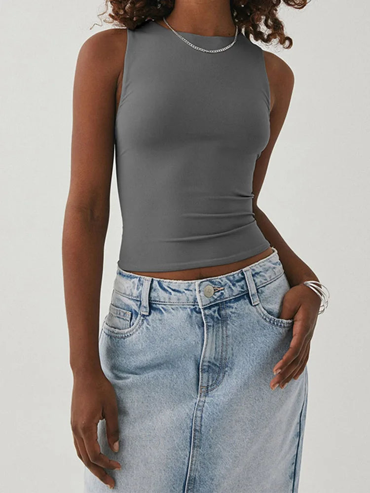 Sleeveless Tight Bottomed Shirt With Round Neck Racerback Top