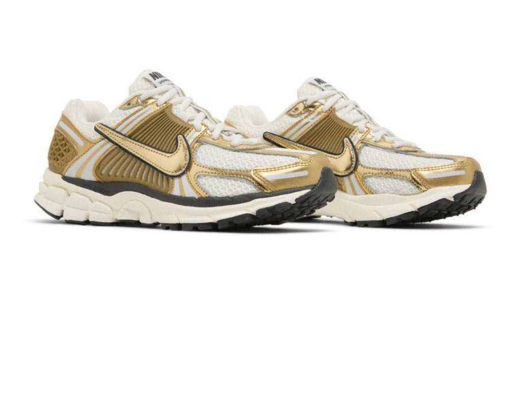 Nike Vomero 5 Metallic Gold